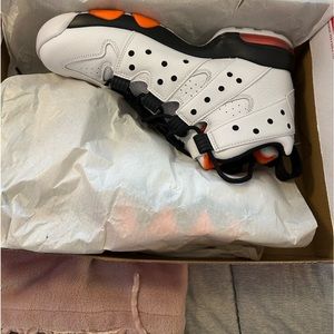 Charles Barkley Airmax size 9.5 men